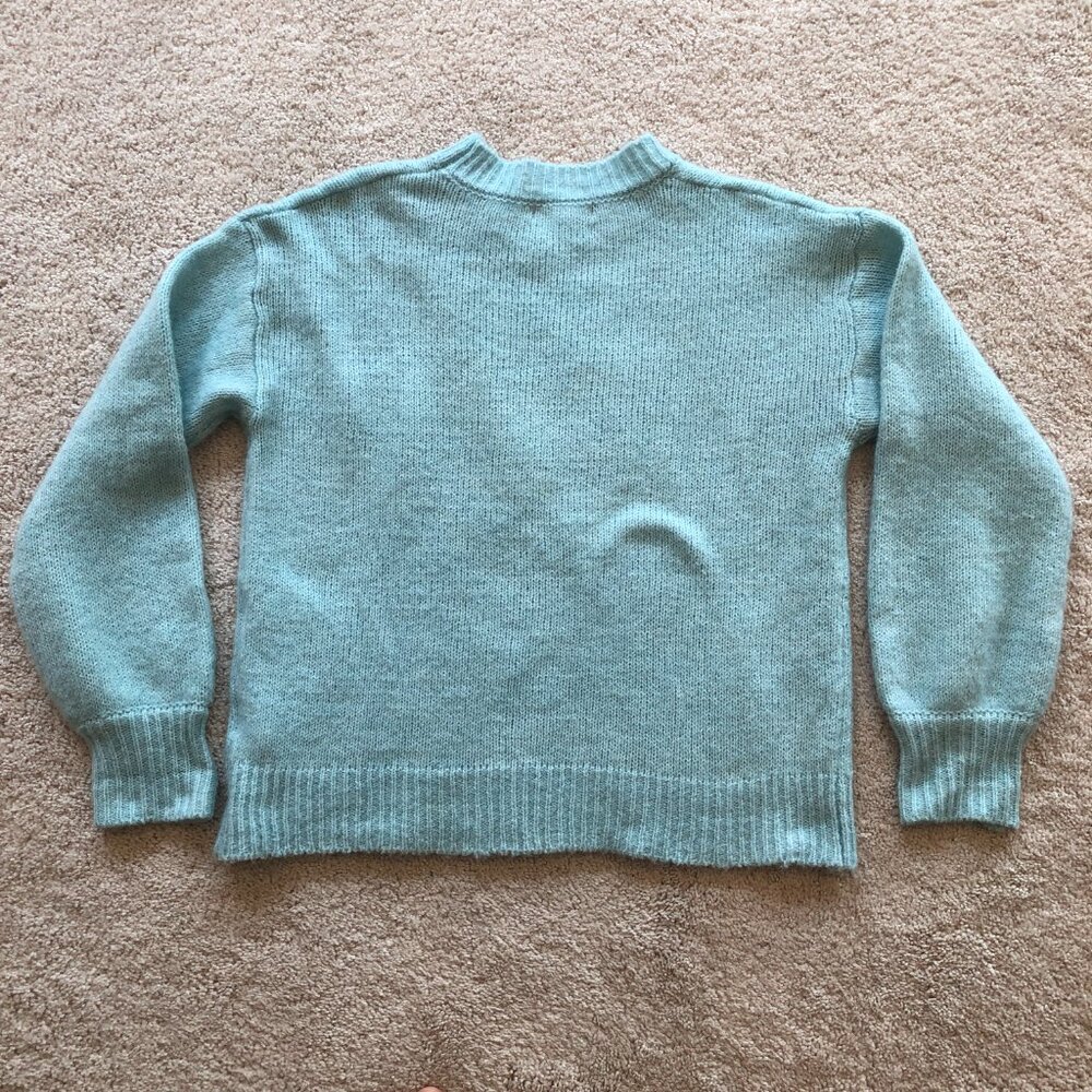 Soft Oversized Long-Sleeve Light Blue Knit Sweater - Picture 5 of 9